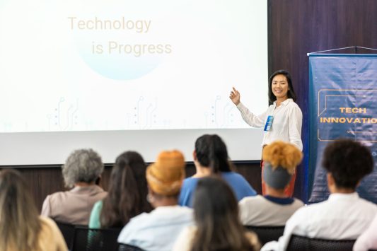 Knowledge Platform Lab Managers at Leyden Labs